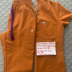 Hey everyone! I’m selling women FIGs! They are in greta condition! Each $85